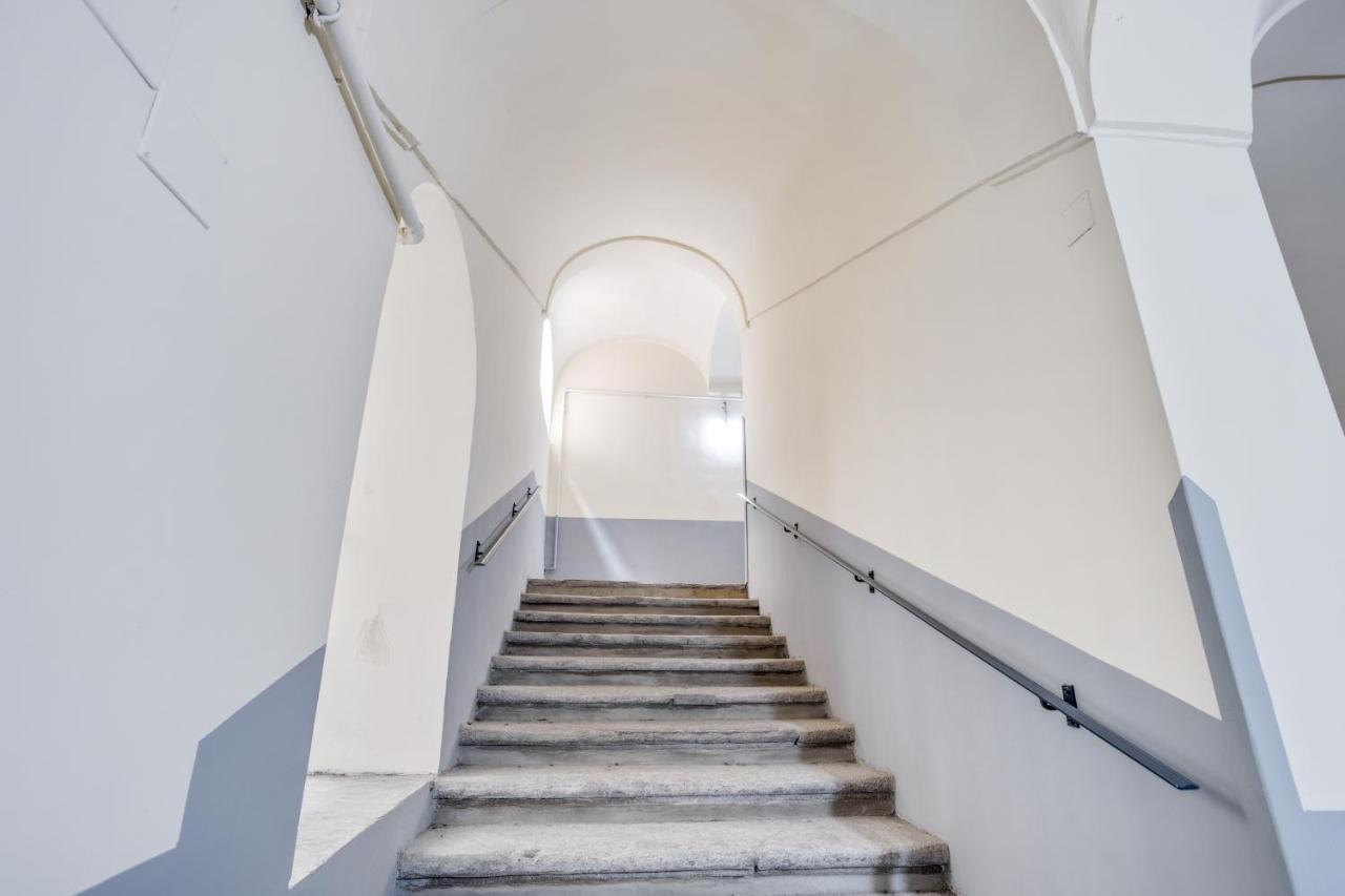 Guesthost - Casa Querida Central & Elegant Flat نابولي المظهر الخارجي الصورة