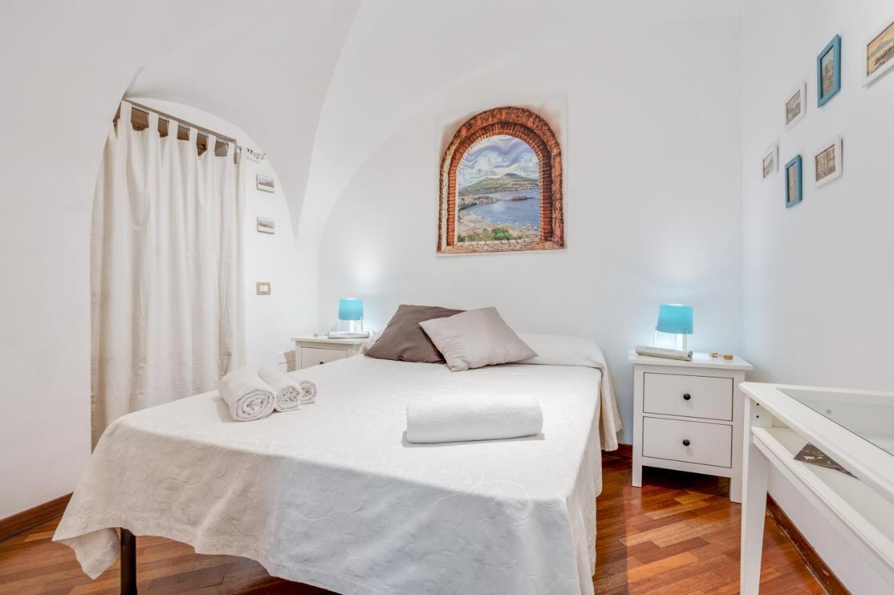Guesthost - Casa Querida Central & Elegant Flat نابولي المظهر الخارجي الصورة